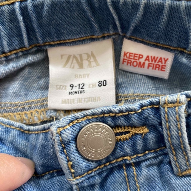 ZARA KIDS(ザラキッズ)のデニムショートパンツ キッズ/ベビー/マタニティのベビー服(~85cm)(パンツ)の商品写真