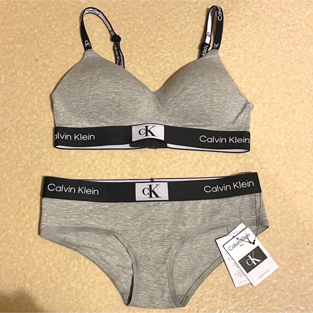 CALVIN KLEIN 1996 セット Jenny着用モデル S