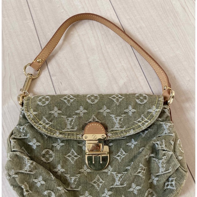 LOUIS VUITTON(ルイヴィトン)のLOUIS VUITTON レディースのバッグ(ハンドバッグ)の商品写真