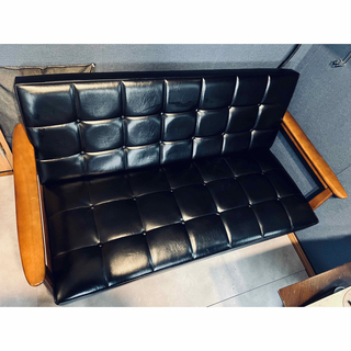 カリモクカグ(カリモク家具)のカリモク60 kチェア2シーター(二人掛けソファ)