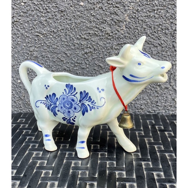 超希少❗️】オランダ製 手描き デルフト焼 雄牛のフィギュリン ミルク