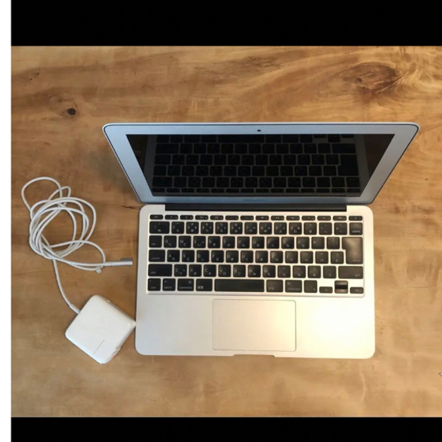 Apple(アップル)のMacBook Air スマホ/家電/カメラのPC/タブレット(ノートPC)の商品写真