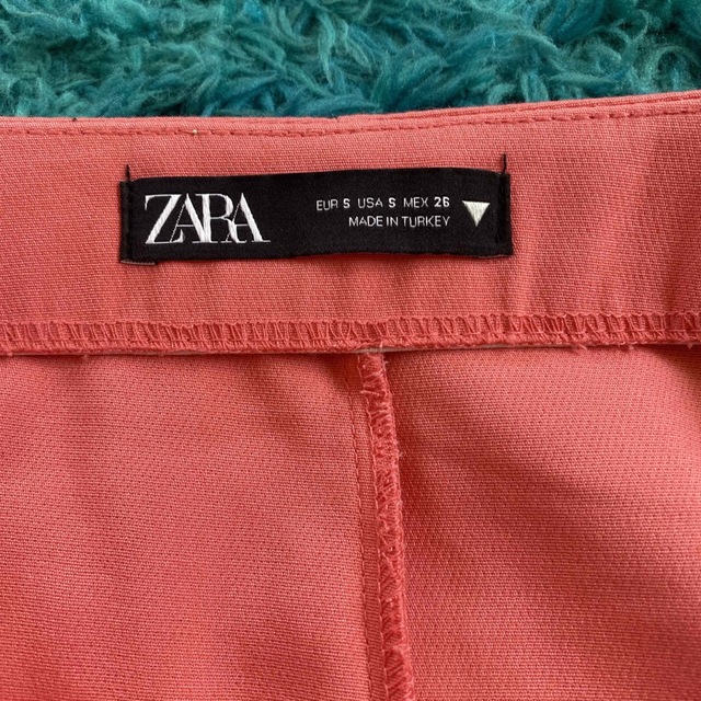 ZARA(ザラ)のZARA ピンク　ミニスカサイズS レディースのスカート(ミニスカート)の商品写真