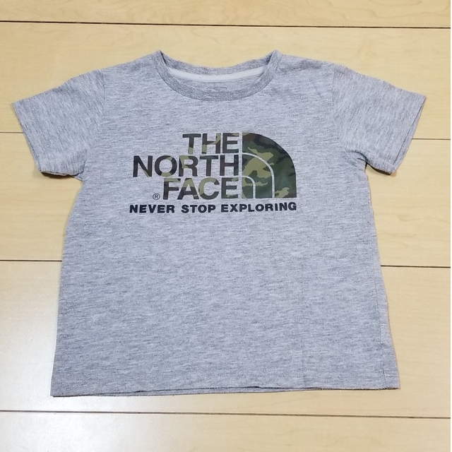 THE NORTH FACE(ザノースフェイス)のノースフェイス　110cm　子供服　Tシャツ　半袖 キッズ/ベビー/マタニティのキッズ服男の子用(90cm~)(Tシャツ/カットソー)の商品写真