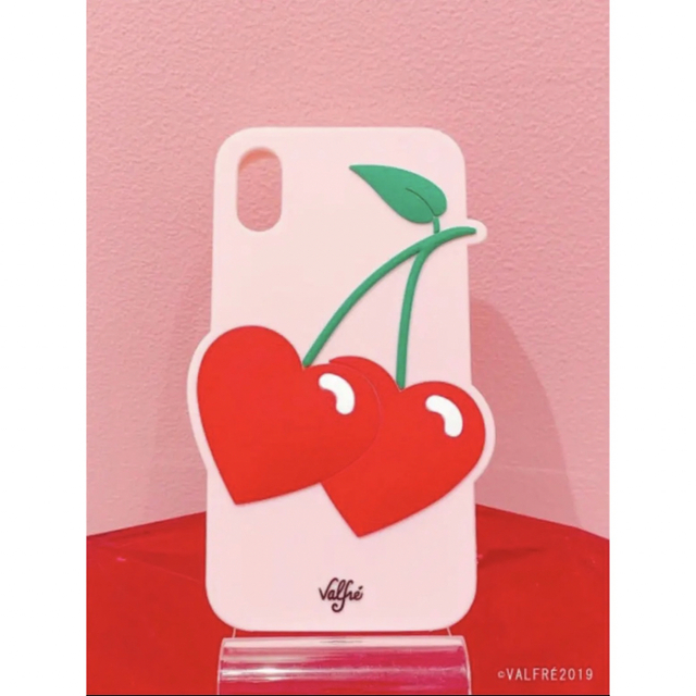 lilLilly(リルリリー)のlillilly × Valfre ハートチェリーiPhoneケース スマホ/家電/カメラのスマホアクセサリー(iPhoneケース)の商品写真