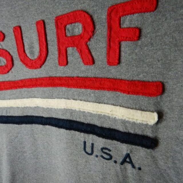 Old Navy(オールドネイビー)の8386　オールド　ネイビー　半袖　tシャツ　SURF　サーフ　デザイン メンズのトップス(Tシャツ/カットソー(半袖/袖なし))の商品写真