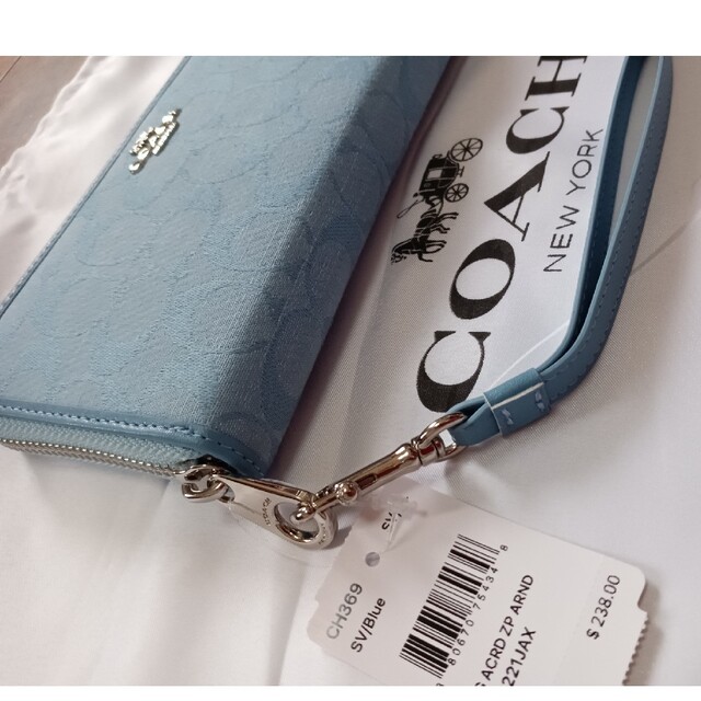 COACH(コーチ)のCOACHシグネチャー長財布、スカイブルー メンズのファッション小物(長財布)の商品写真