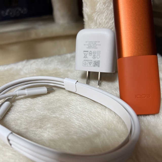 IQOS(アイコス)のiQOS イルマ オレンジ ゆみれも様の専用ページです。 メンズのファッション小物(タバコグッズ)の商品写真