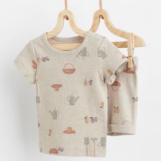 エイチアンドエム(H&M)のh&mベビー　セットアップ　(Ｔシャツ)