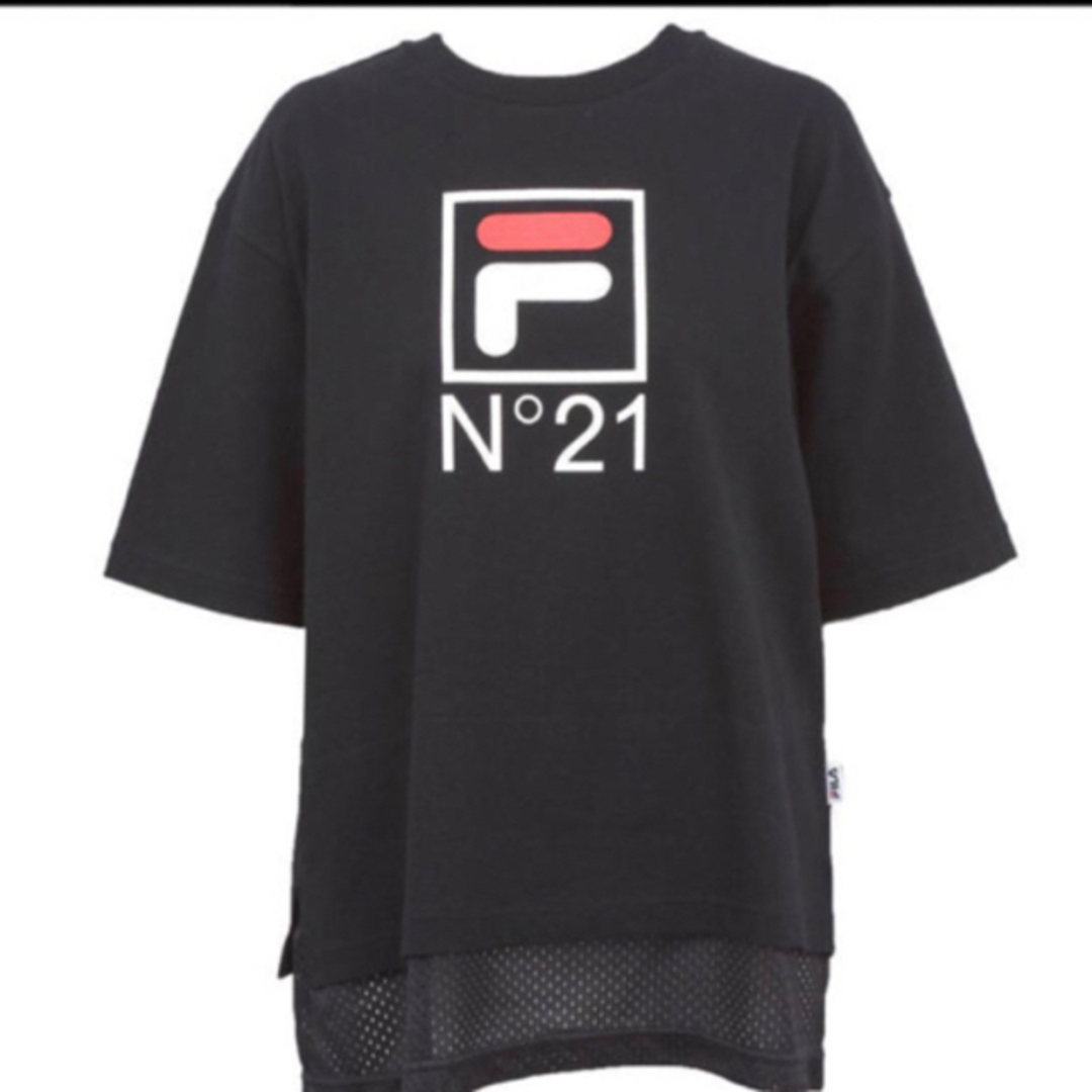 N°21(ヌメロヴェントゥーノ)のno21×FILA  試着のみ新品タグ付きTシャツ レディースのトップス(Tシャツ(半袖/袖なし))の商品写真