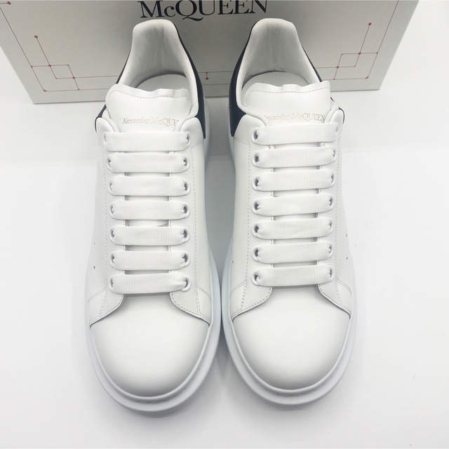 新品未使用！送料込み☆alexander mcqueen☆SNEAKER