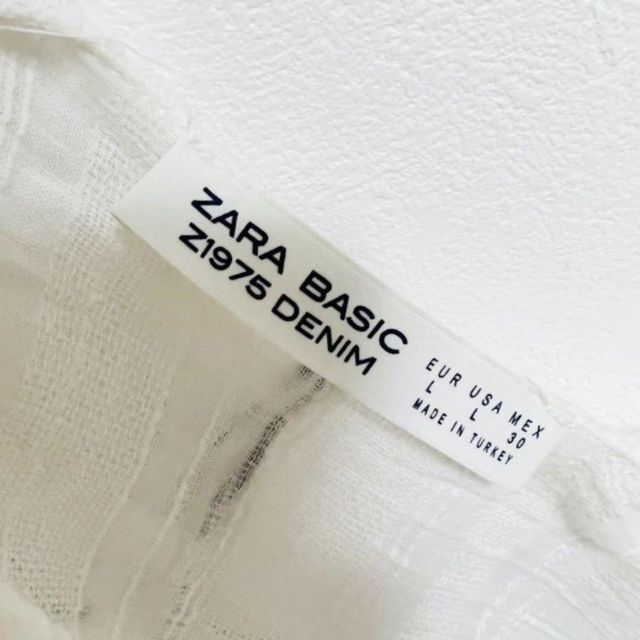 ZARA(ザラ)のZARA BASIC ザラベーシック　レディース　Tシャツ　Lサイズ レディースのトップス(シャツ/ブラウス(半袖/袖なし))の商品写真