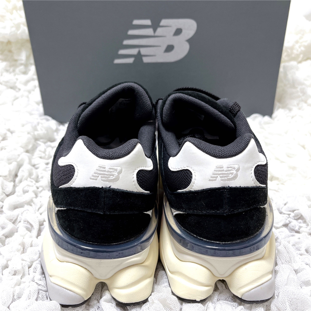 New Balance(ニューバランス)の今季新作完売モデル★23.5cm★U9060AAA★ブラック★ニューバランス レディースの靴/シューズ(スニーカー)の商品写真