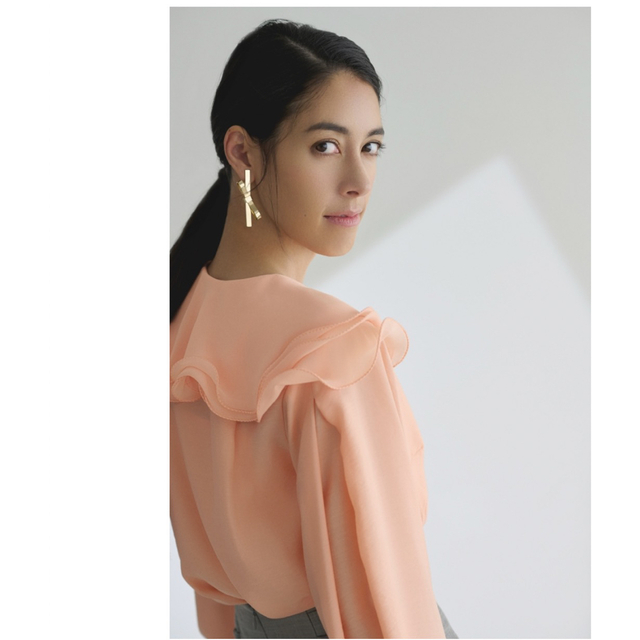 日本激安販壳サイト ペタルカラーブラウス【HANAE MORI×CELFORDコラボ