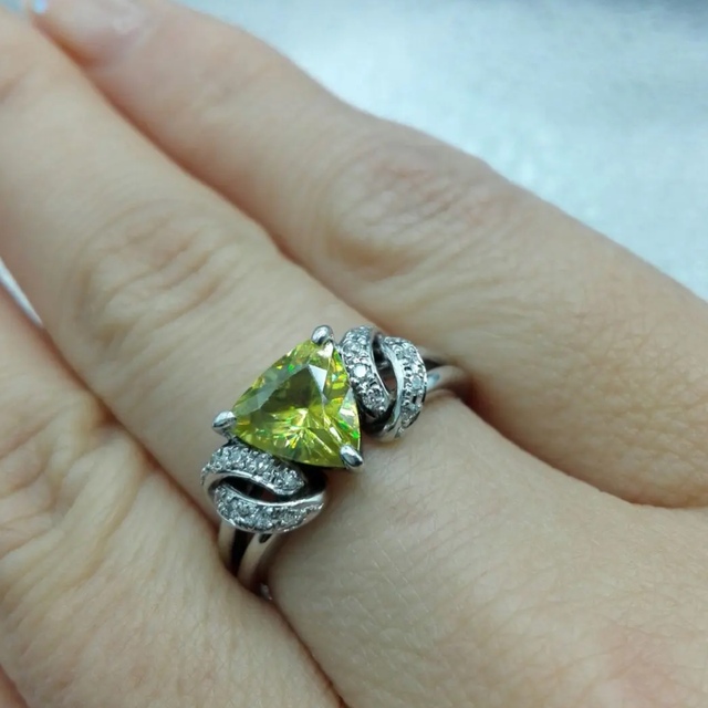 希少石☆高品質 1.35ct スフェーンダイヤリング K18WG ソーティング 5