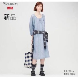 ユニクロ(UNIQLO)の匿名配送　新品　UNIQLO jw anderson リネンブレンド　ワンピース(ロングワンピース/マキシワンピース)