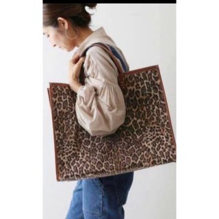 A VACATION - A VACATION TANK トートバッグ レオパード ハンドバッグ