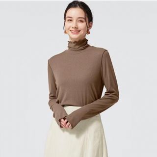 ジーユー(GU)の★数回着用のみ★GU【ソフトリブタートルネックT】Brown・M size(カットソー(長袖/七分))