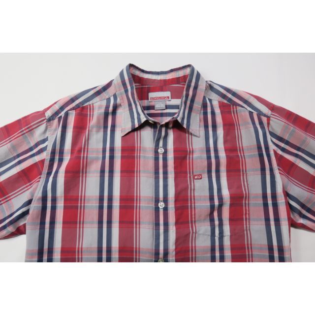 QUIKSILVER(クイックシルバー)のクイックシルバー 半袖シャツ　QUIKSILVER チェックシャツ メンズのトップス(シャツ)の商品写真