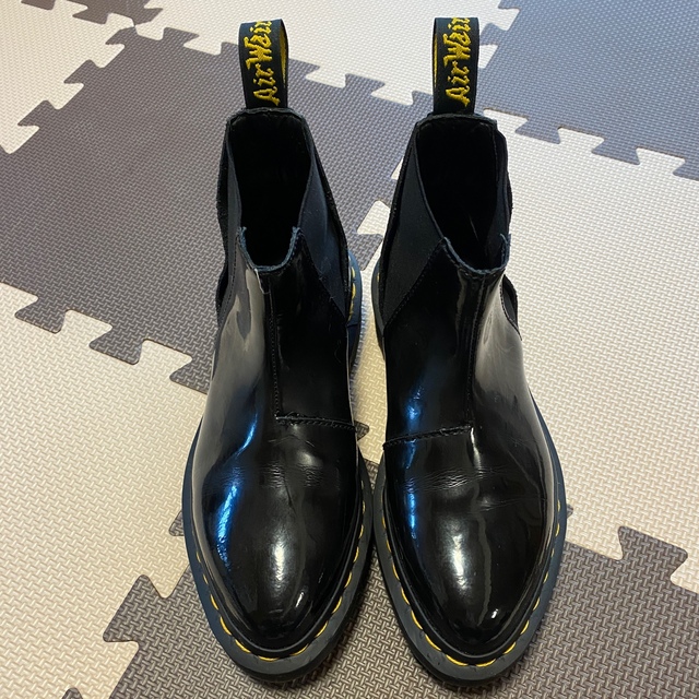 Dr.Martens(ドクターマーチン)のドクターマーチン　エナメルブーツ レディースの靴/シューズ(ブーツ)の商品写真