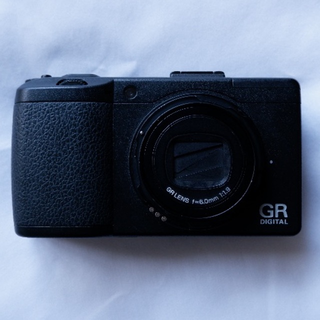 RICOH(リコー)の【極美品】RICOH GR DIGITAL Ⅲ  (値下げ◎) スマホ/家電/カメラのカメラ(コンパクトデジタルカメラ)の商品写真