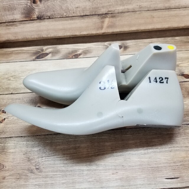 1427 23.5cm レディースブーツ用　インテリア 靴木型 ラスト ハンドメイドの素材/材料(各種パーツ)の商品写真