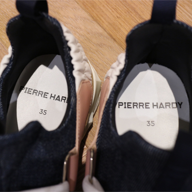 PIERRE HARDY(ピエールアルディ)の最終値下げ！美品⭐︎ PIERRE HARDY ピエールアルディ　スニーカー レディースの靴/シューズ(スニーカー)の商品写真