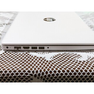 HP Laptop 15-da2019TU 第10世代　　「52」