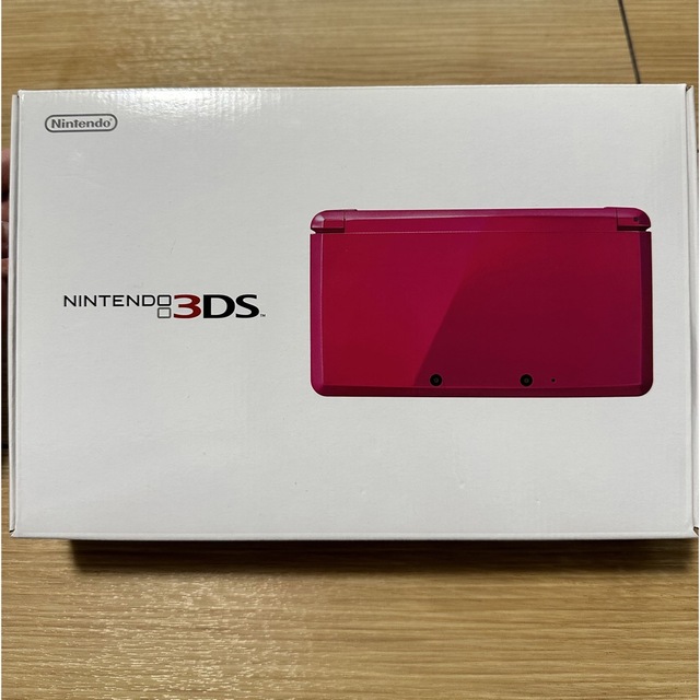 ニンテンドー3DS(ニンテンドー3DS)のNintendo 3DS  グロスピンク　　ジャンク品 エンタメ/ホビーのゲームソフト/ゲーム機本体(家庭用ゲーム機本体)の商品写真
