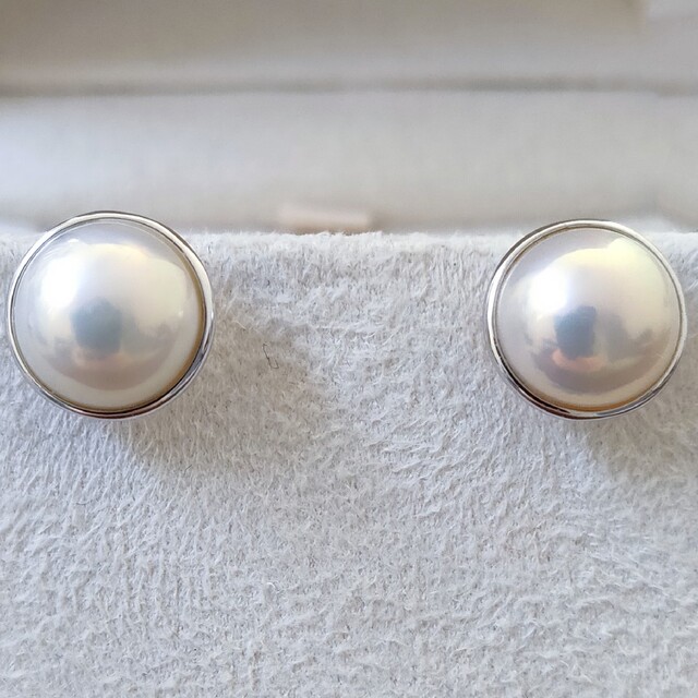 ホワイトゴールド×マベパール ピアス K14WG 9.0mm 2.1g-