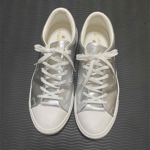 ALL STAR（CONVERSE）(オールスター)のコンバース オールスター クップ トリオスター EB OX シルバー スニーカー レディースの靴/シューズ(スニーカー)の商品写真