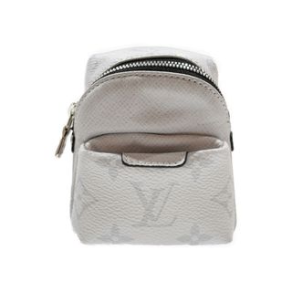 ルイヴィトン(LOUIS VUITTON)のLOUIS VUITTON
ビジューサック・ネオディスカバリー M69318 タイガラマ／ライトグレー コーティングキャンバス×タイガ・レザー バッグチャーム　小物入れ　ミニチュアサイズ　シンプル　人気　メンズ　ブランド小物 【中古】松山久万ノ台店(その他)