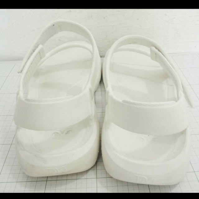 Teva(テバ)のTeva テバ  ハリケーン　ドリフト　スポサン　26 オフホワイト　 メンズの靴/シューズ(サンダル)の商品写真