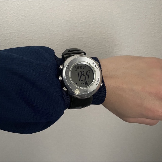 大流行中！ 【希少】nike y2k timing watch triax triax watch