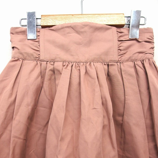 Lily Brown(リリーブラウン)のリリーブラウン Lily Brown フレア スカート 膝丈 レース タック レディースのスカート(ひざ丈スカート)の商品写真