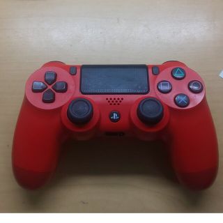 ps4コントローラー 赤色(家庭用ゲーム機本体)