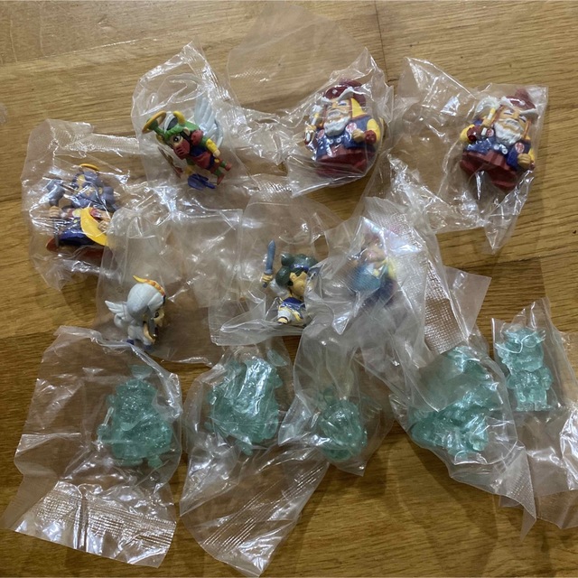 ビックリマン フィギュア 未開封 エンタメ/ホビーのおもちゃ/ぬいぐるみ(キャラクターグッズ)の商品写真