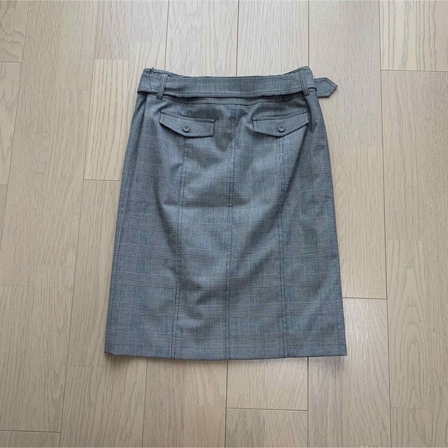 Le jour plaid gray tight skirt