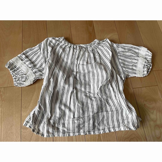 Seraph(セラフ)の専用＊　キッズ　トップス　2枚まとめ売り　100 キッズ/ベビー/マタニティのキッズ服女の子用(90cm~)(Tシャツ/カットソー)の商品写真