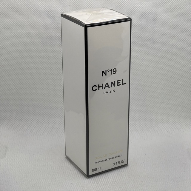 素晴らしい品質 シャネル No.19 EDT 100ml スプレーボトル 未開封 香水