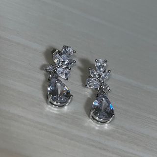 ピアス(ピアス)