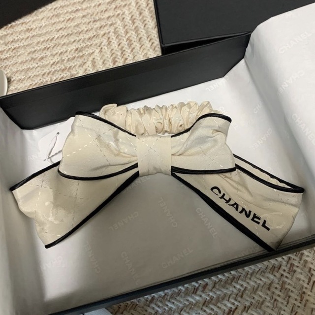 【23C新作♪注文殺到♡】CHANEL シュシュ