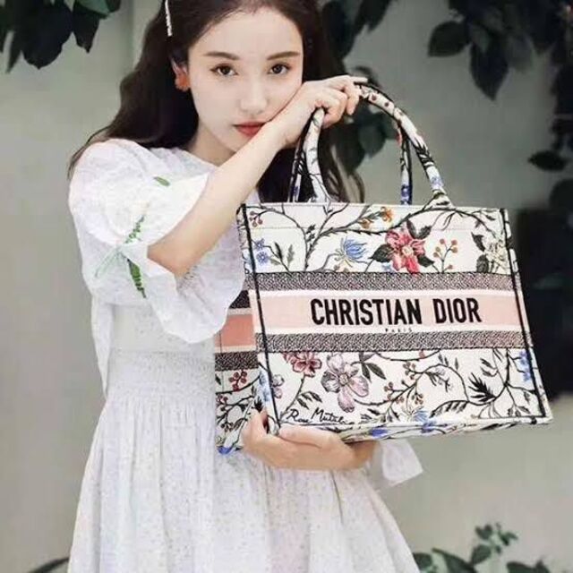 超特価 Christian Dior - ディオール ブックトート スモールの通販 by ...