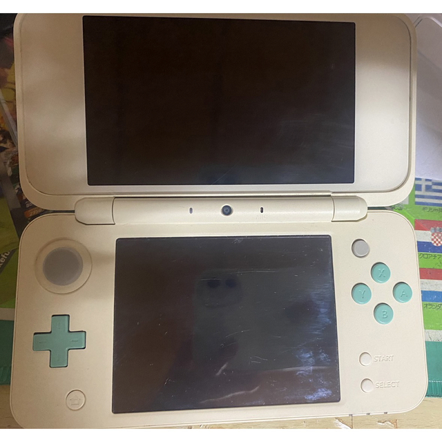 任天堂(ニンテンドウ)の任天堂3DS  (本体のみ) エンタメ/ホビーのゲームソフト/ゲーム機本体(携帯用ゲーム機本体)の商品写真