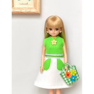 リカちゃんサイズ服　ハンドメイド品(人形)