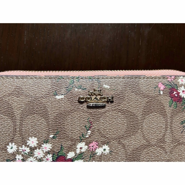 COACH(コーチ)のCOACH 長財布 レディースのファッション小物(財布)の商品写真