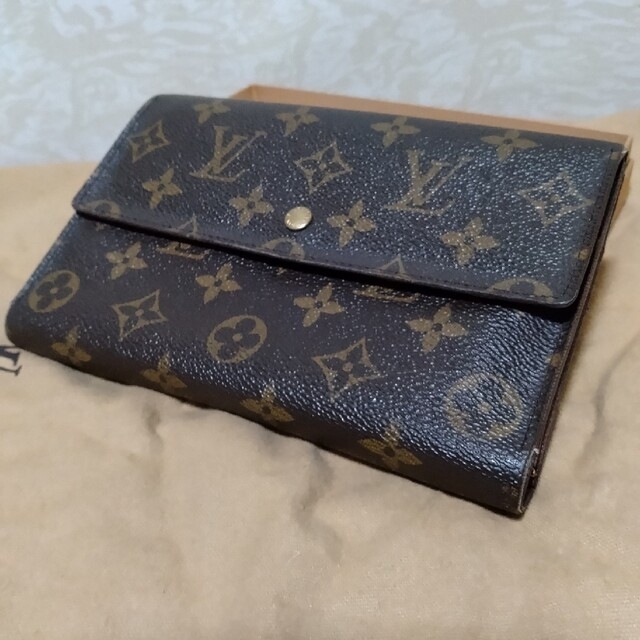 LOUIS VUITTON - LOUIS VUITTON パスポートケース 長財布 【難あり】の