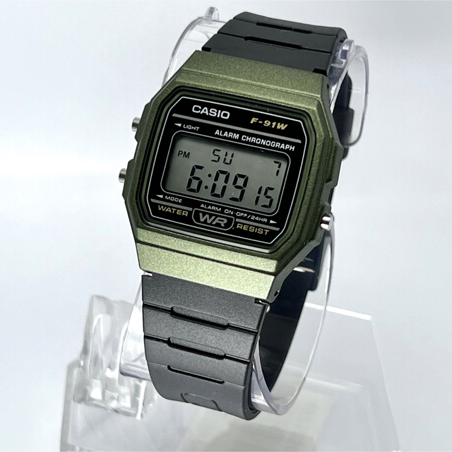 CASIO(カシオ)の郵送 新品 CASIO F-91W グリーン クォーツクロノグラフ メンズの時計(腕時計(デジタル))の商品写真