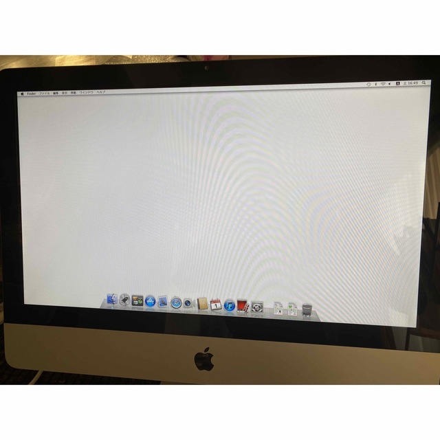 Mac (Apple)(マック)のApple iMac 21.5 inch mid2011 スマホ/家電/カメラのPC/タブレット(デスクトップ型PC)の商品写真