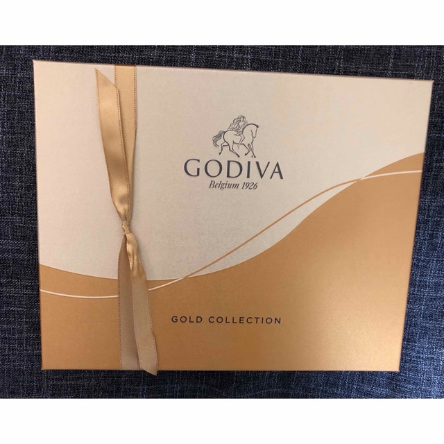 【お値下げ不可】 GODIVA  ゴールドコレクション20粒入り 食品/飲料/酒の食品(菓子/デザート)の商品写真